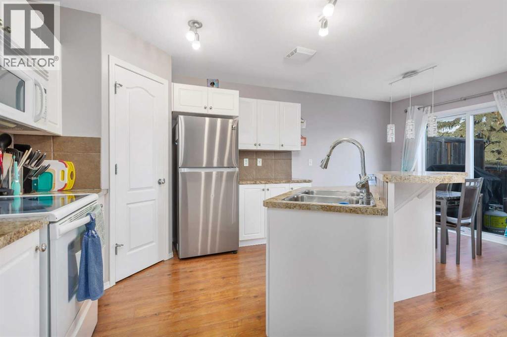 234 Ibbotson Close, Red Deer