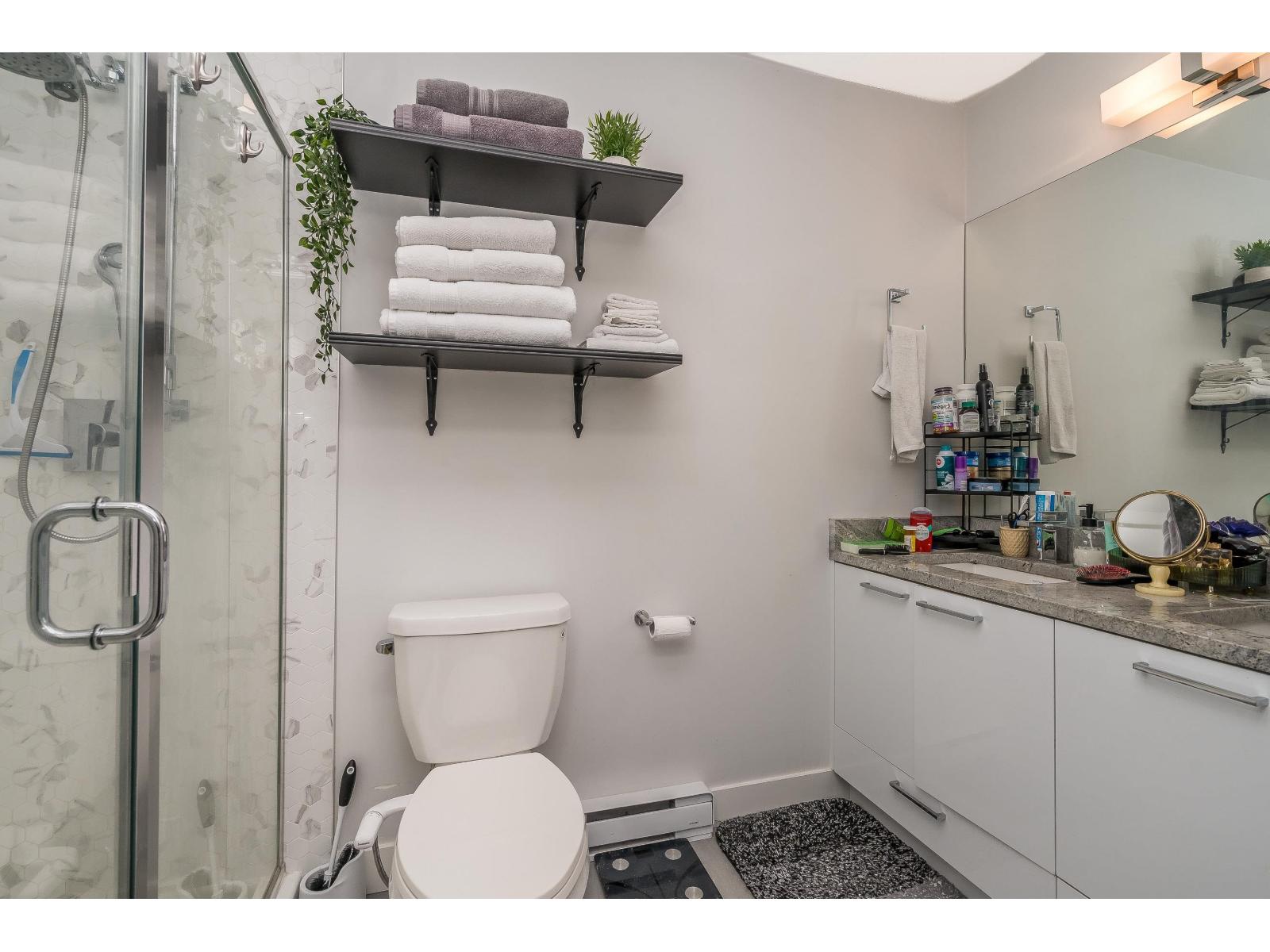 212 20686 EASTLEIGH CRESCENT, Langley