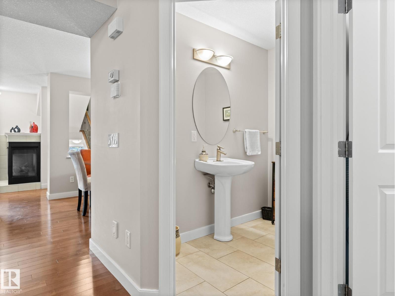 #6 10240 90 ST NW, Edmonton