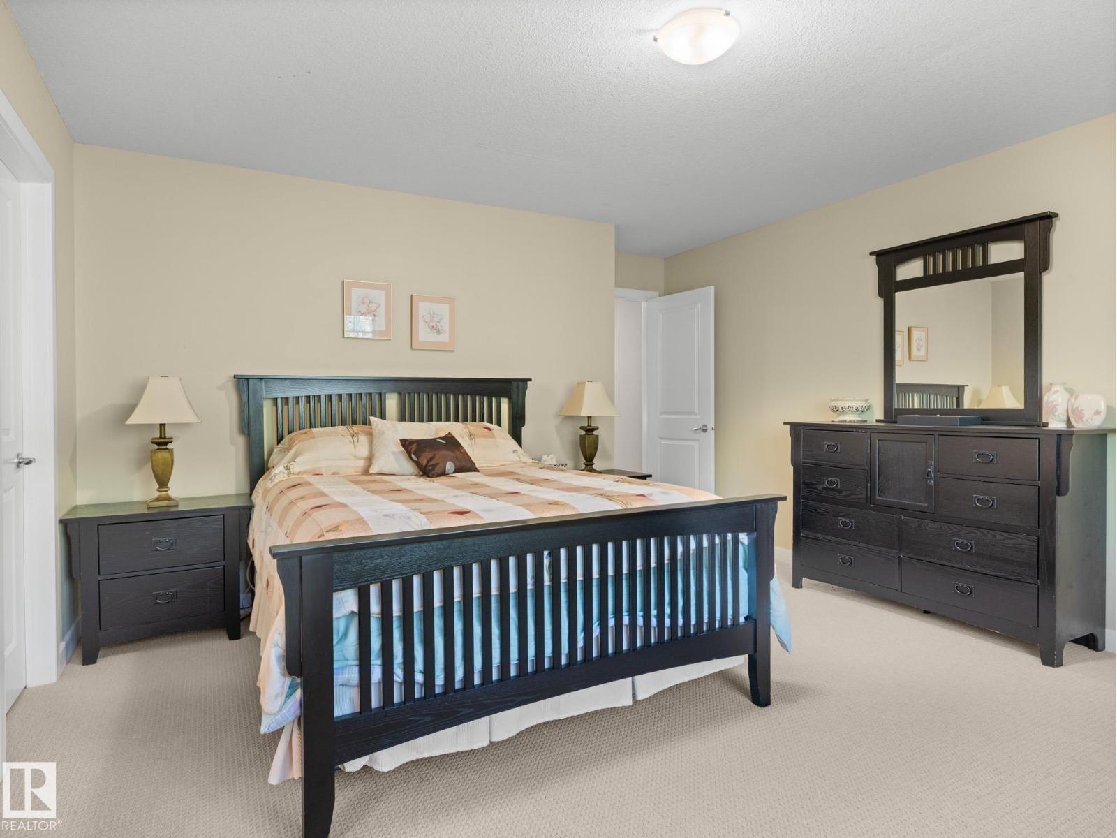 #6 10240 90 ST NW, Edmonton