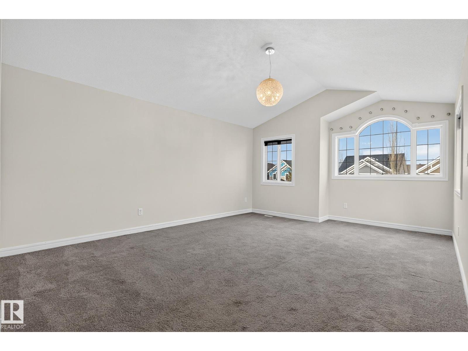 7915 18 Ave SW SW, Edmonton