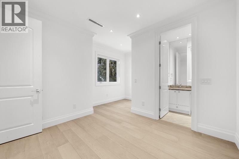 6559 AZURE ROAD, Richmond