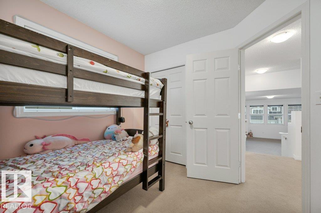 7620 11 AV SW, Edmonton