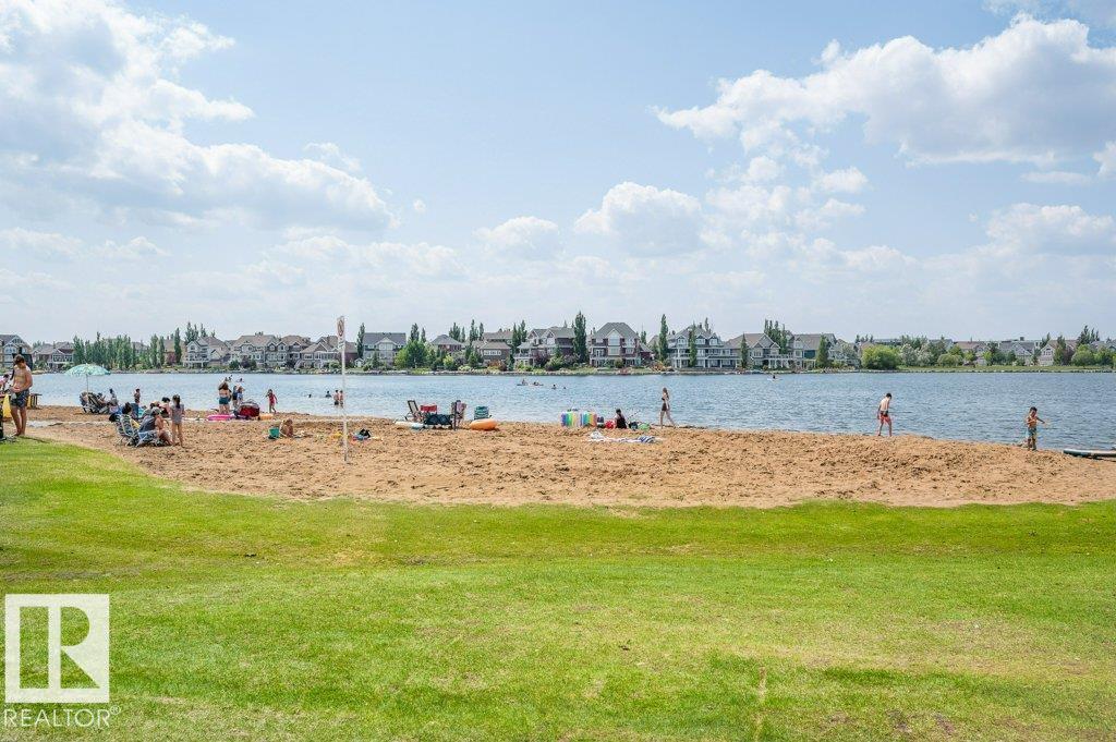 7620 11 AV SW, Edmonton