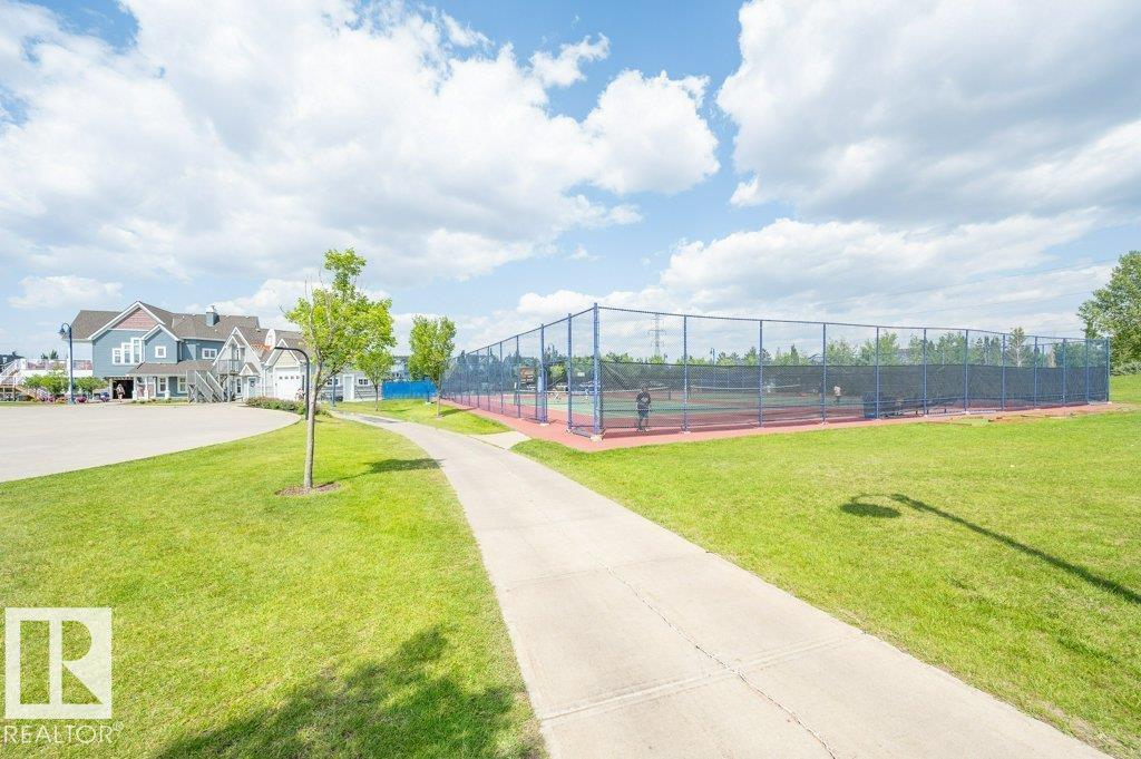 7620 11 AV SW, Edmonton