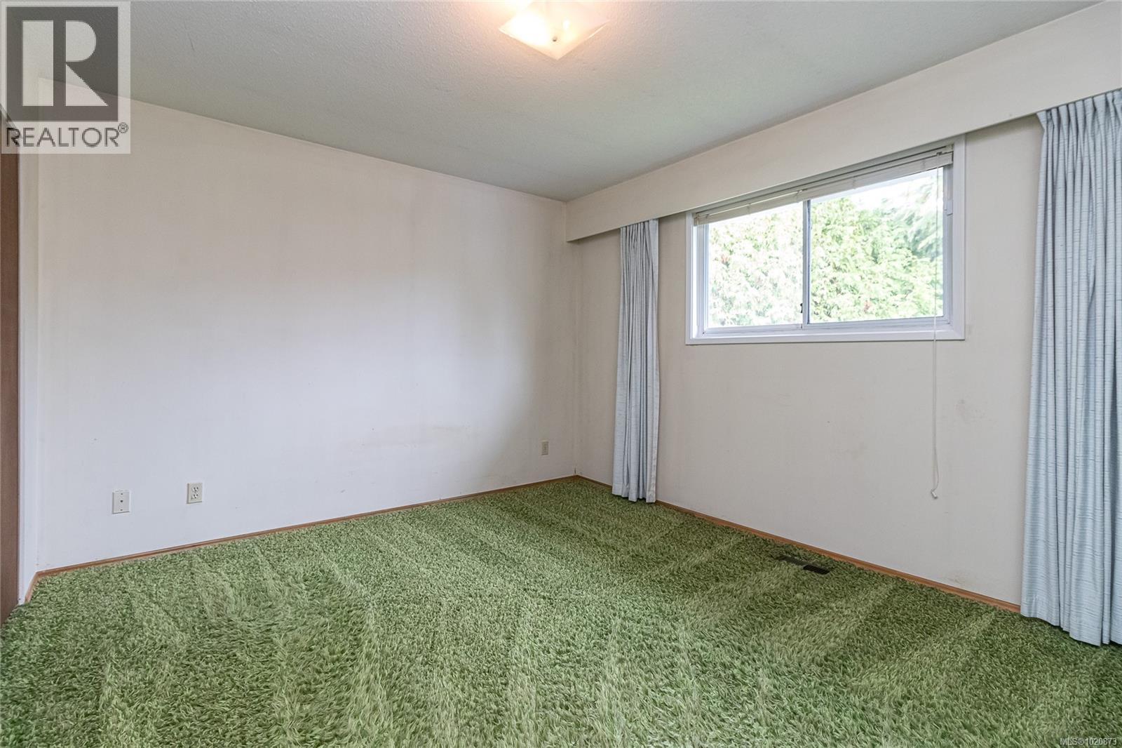 3931 Marjean Pl, Saanich