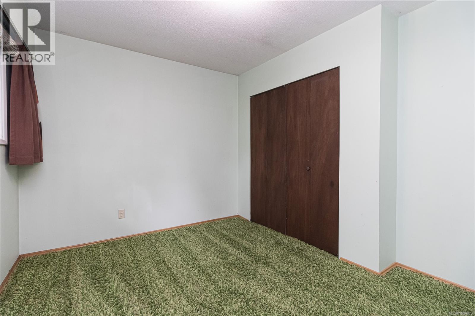 3931 Marjean Pl, Saanich