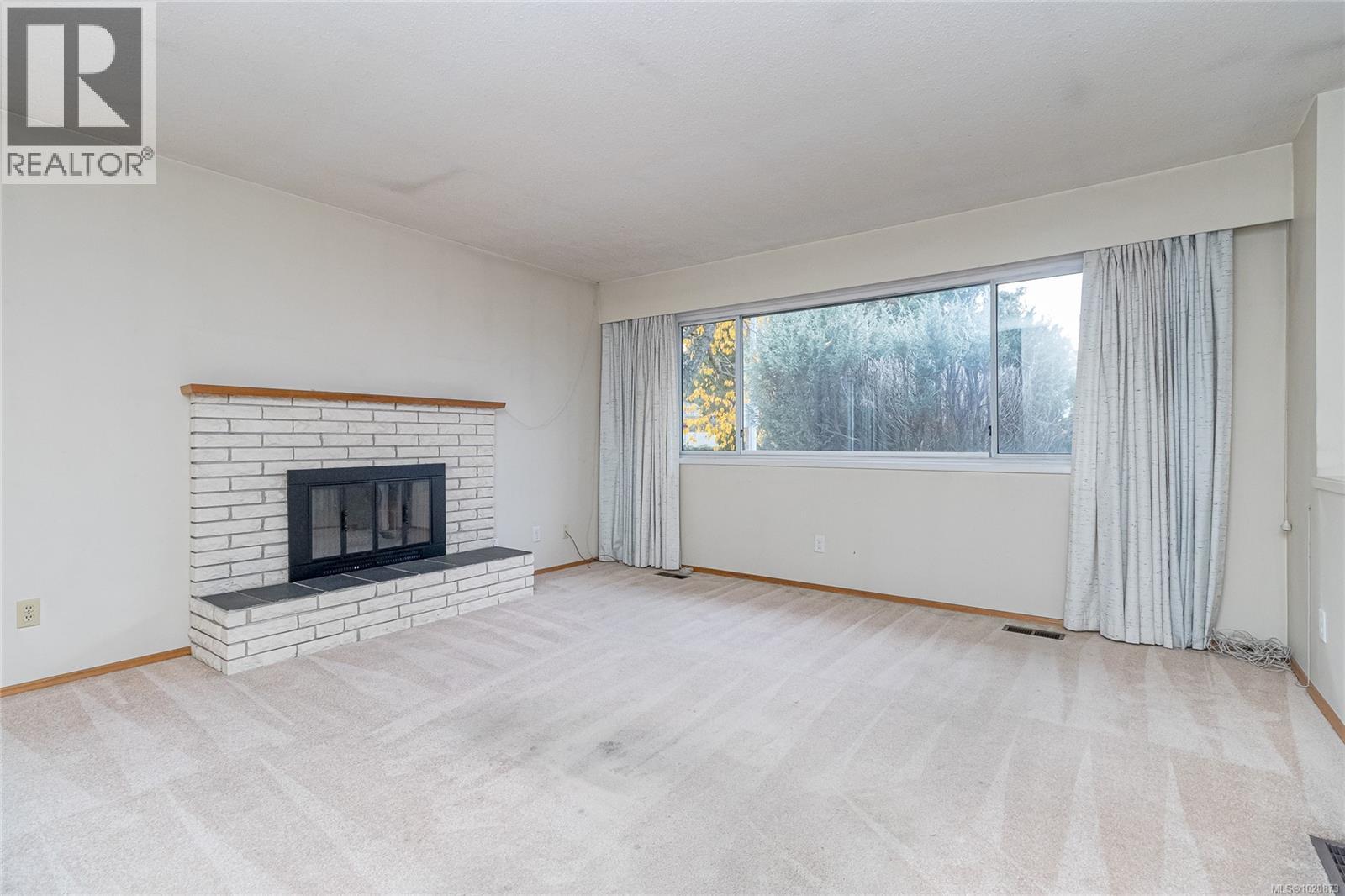 3931 Marjean Pl, Saanich