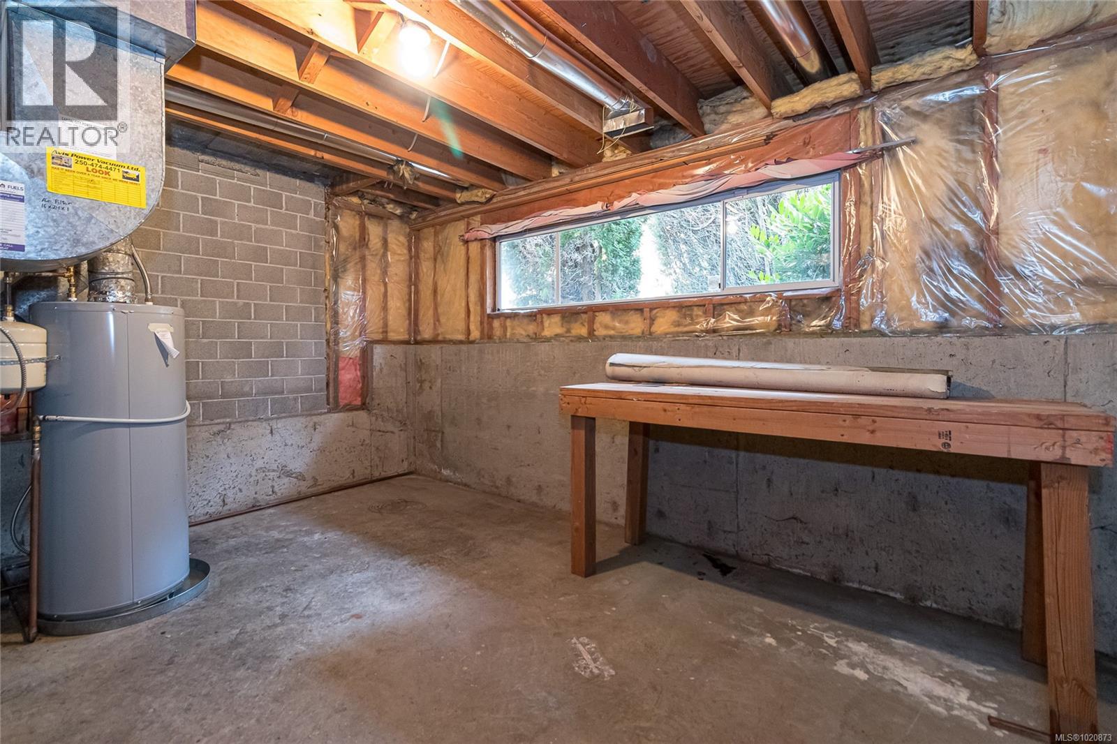 3931 Marjean Pl, Saanich