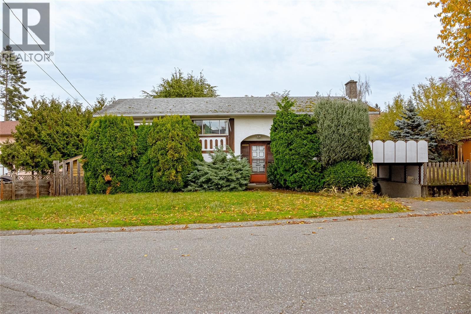 3931 Marjean Pl, Saanich