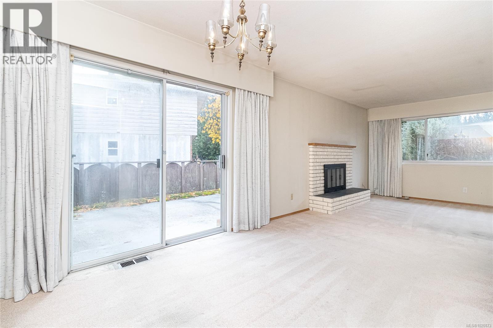 3931 Marjean Pl, Saanich