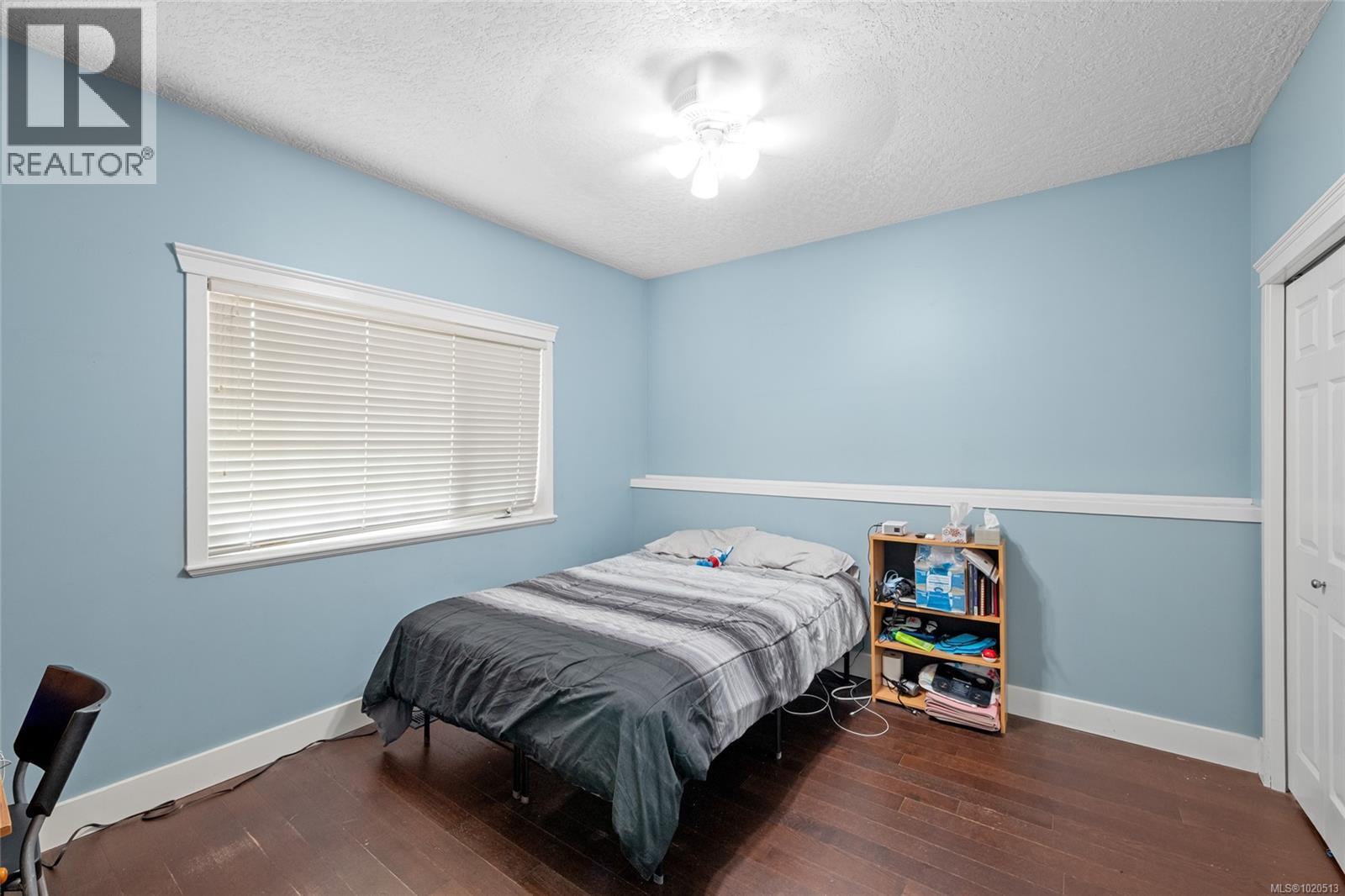 653 CAIRNDALE Rd, Colwood