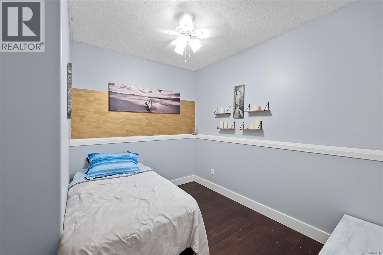 653 CAIRNDALE Rd, Colwood