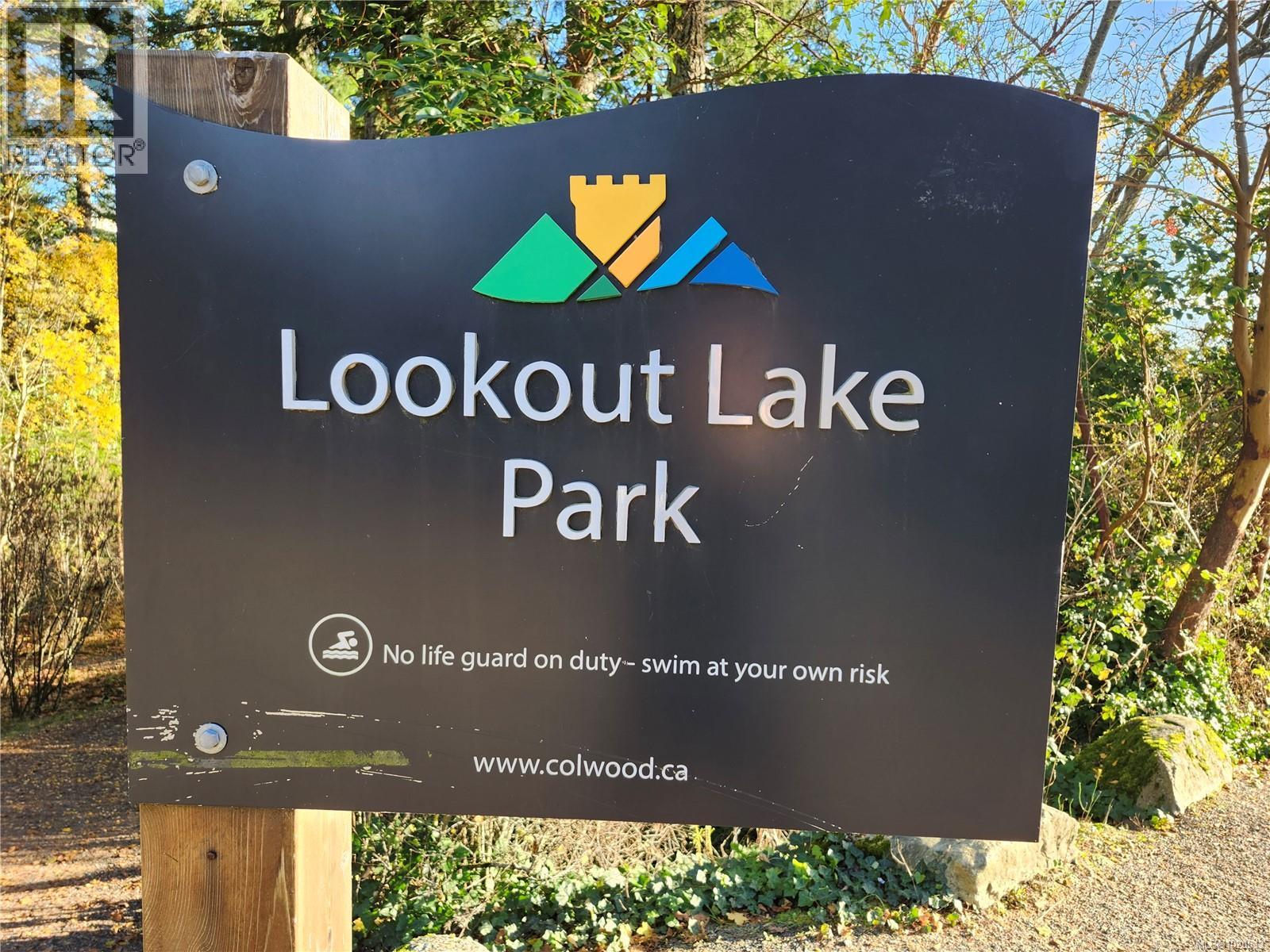 653 CAIRNDALE Rd, Colwood