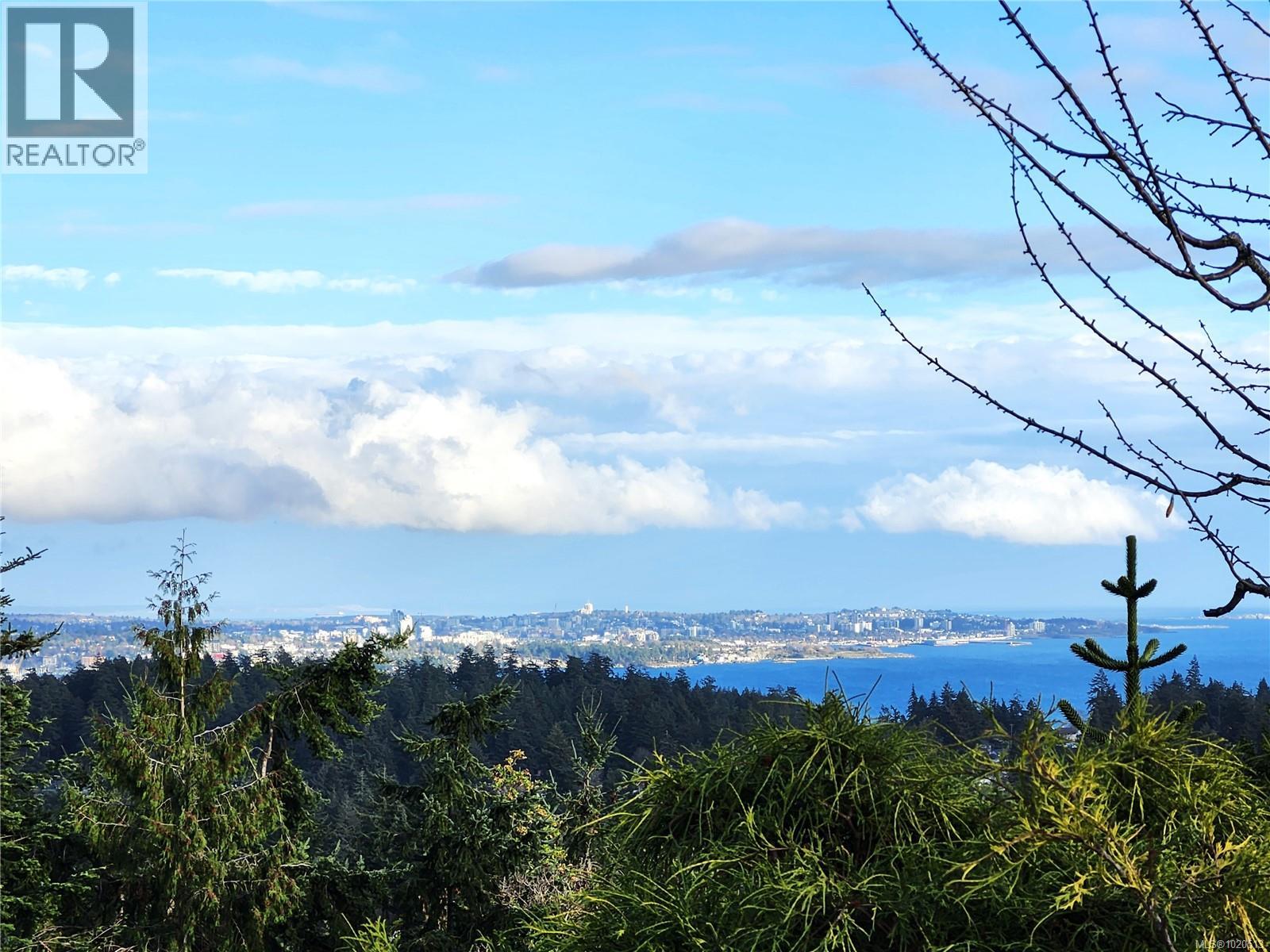 653 CAIRNDALE Rd, Colwood