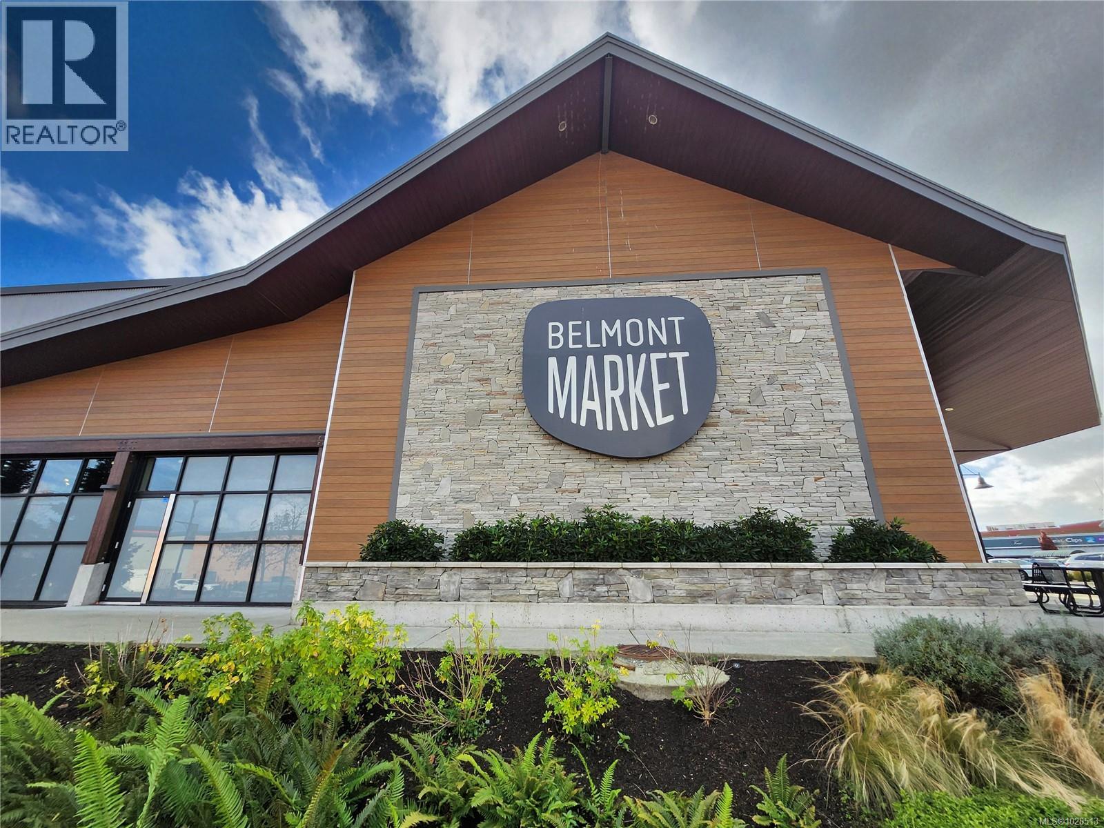 653 CAIRNDALE Rd, Colwood