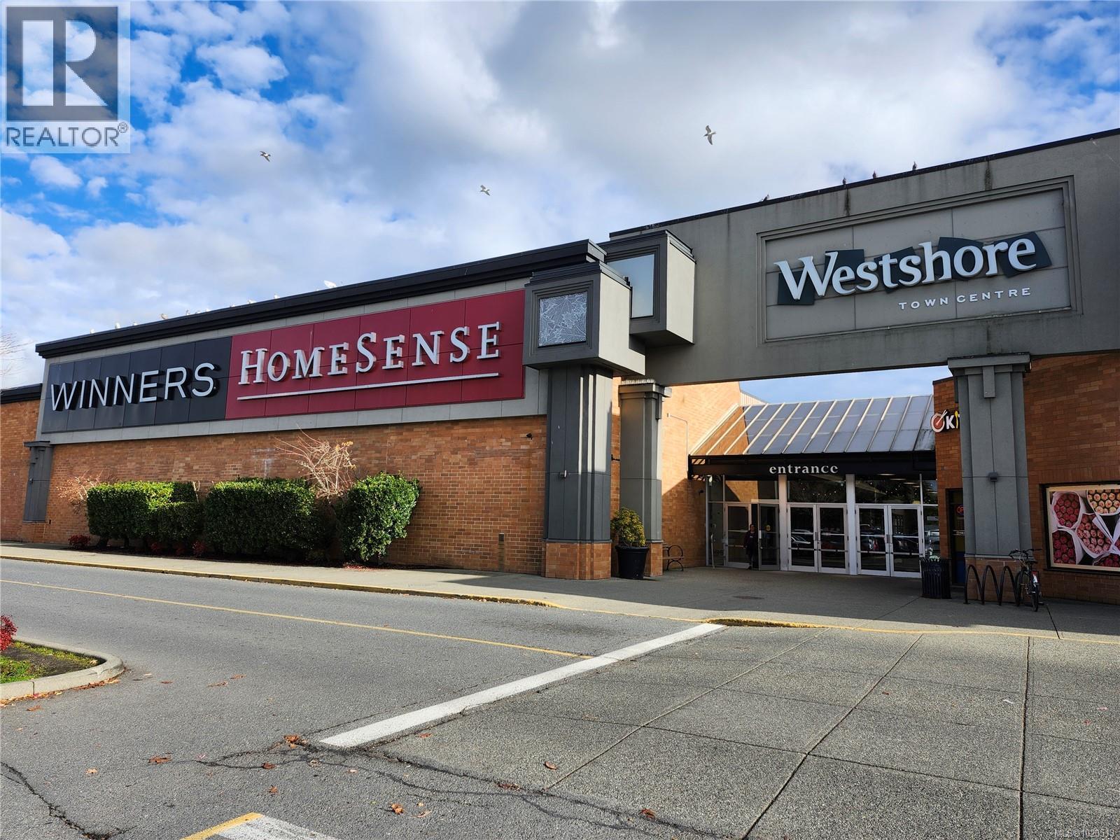 653 CAIRNDALE Rd, Colwood