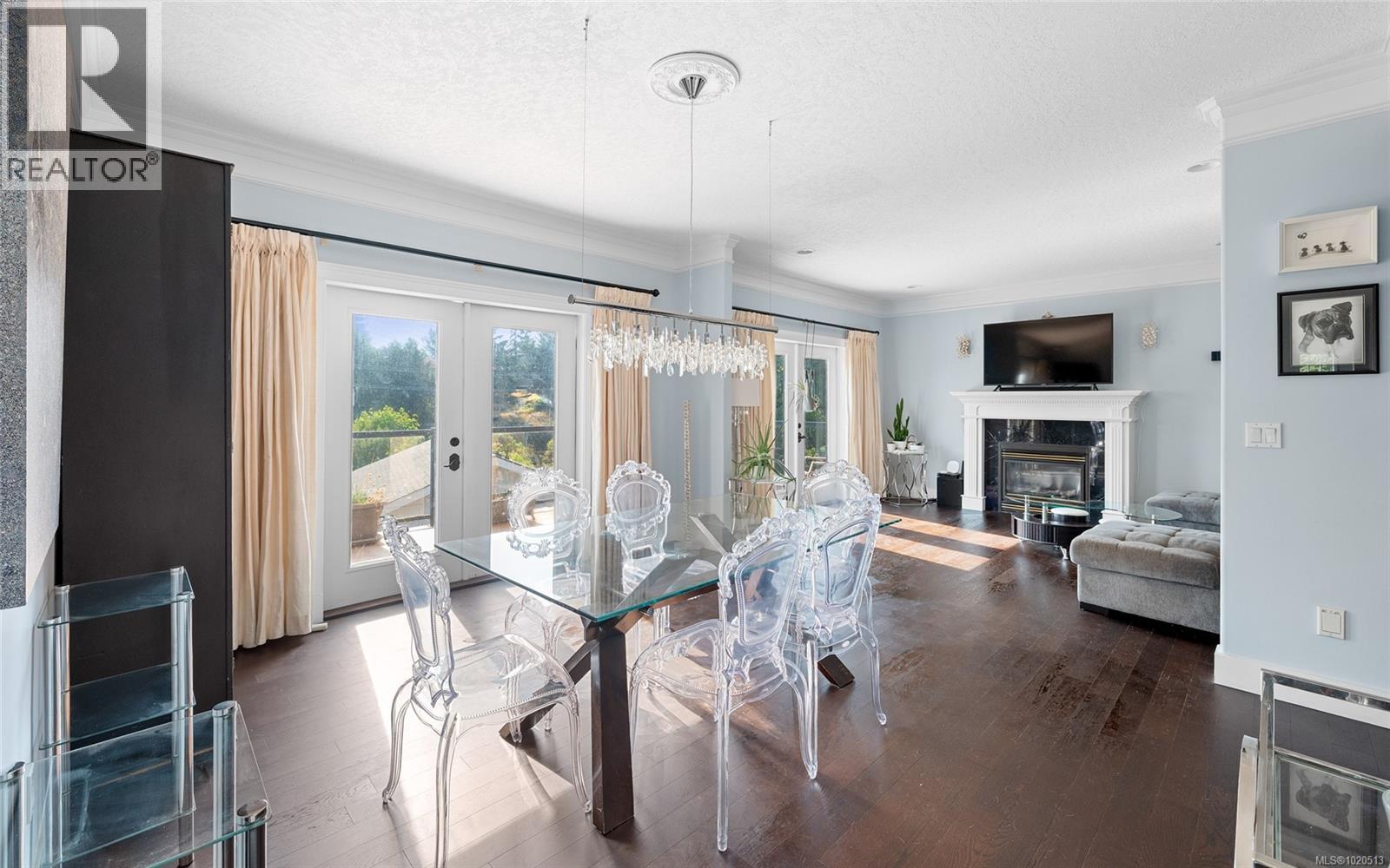 653 CAIRNDALE Rd, Colwood