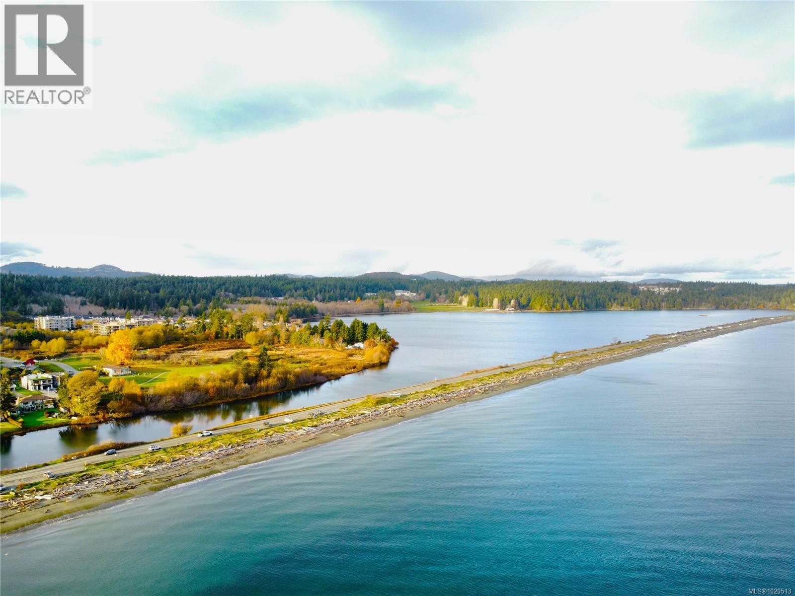 653 CAIRNDALE Rd, Colwood