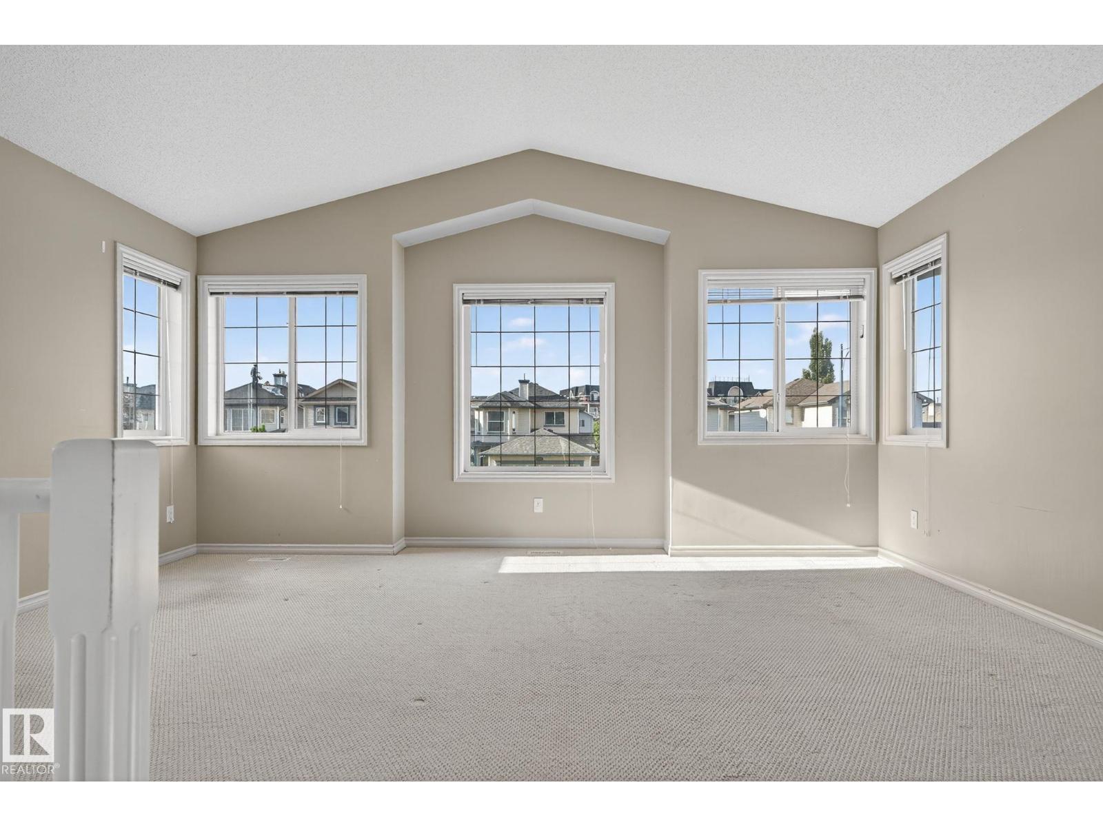 3811 McLean CL SW, Edmonton