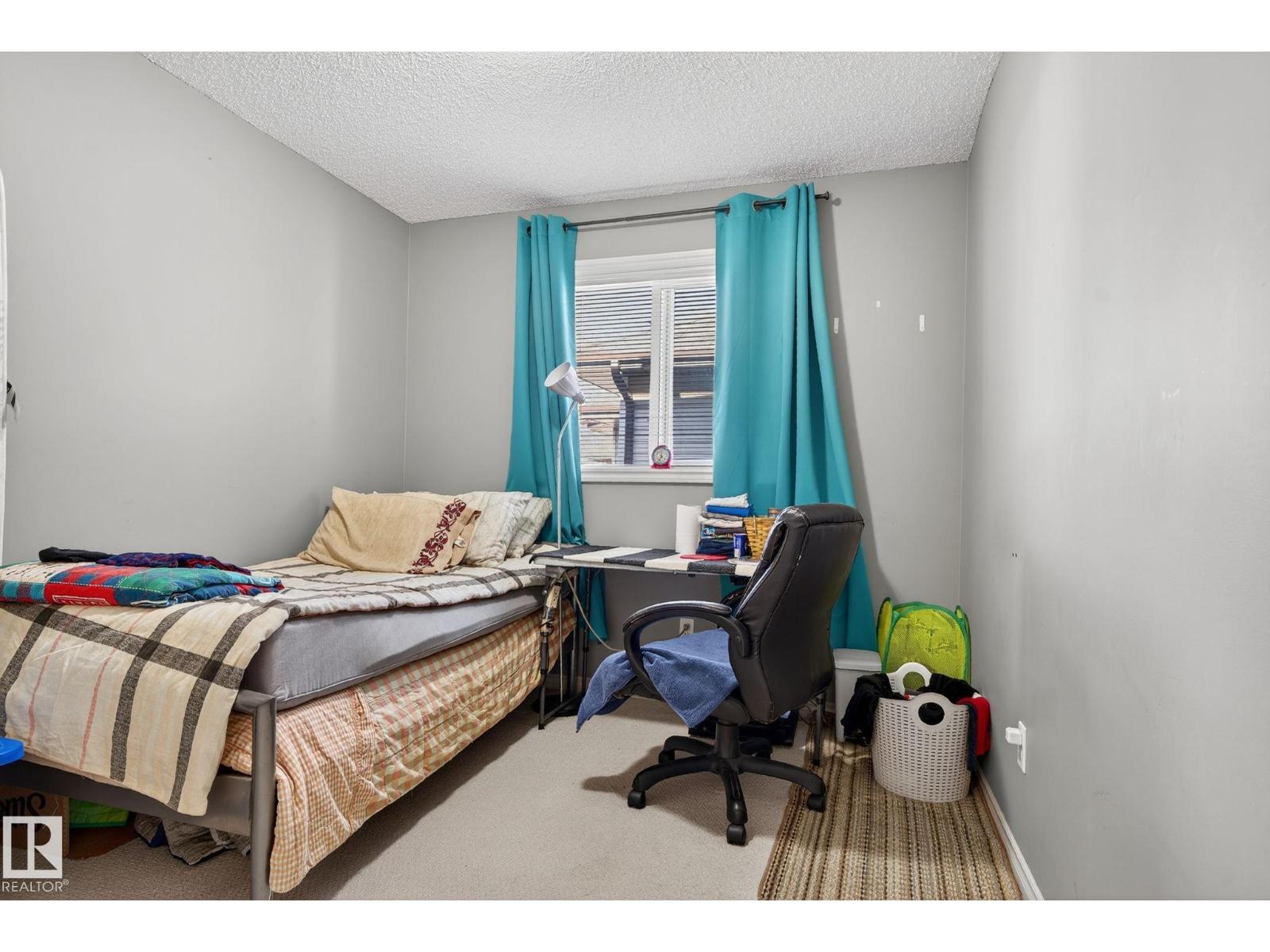 3811 McLean CL SW, Edmonton