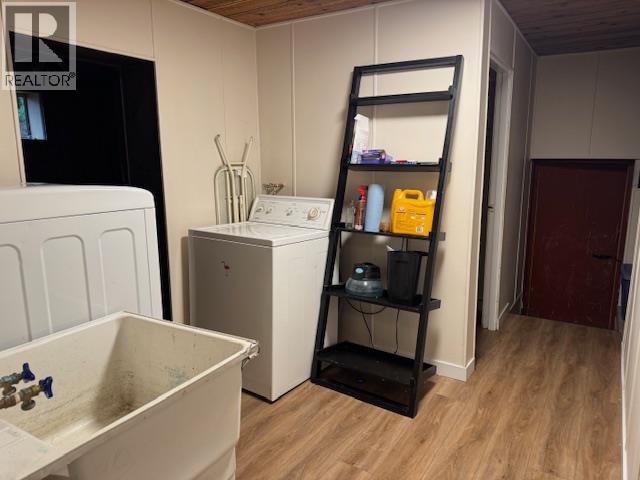 1059 Tappen Valley Road, Tappen