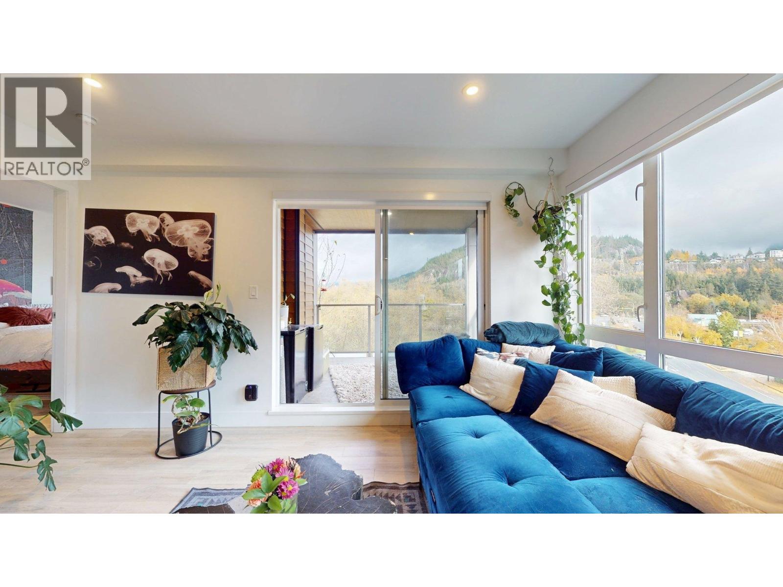 604 38362 BUCKLEY AVENUE, Squamish