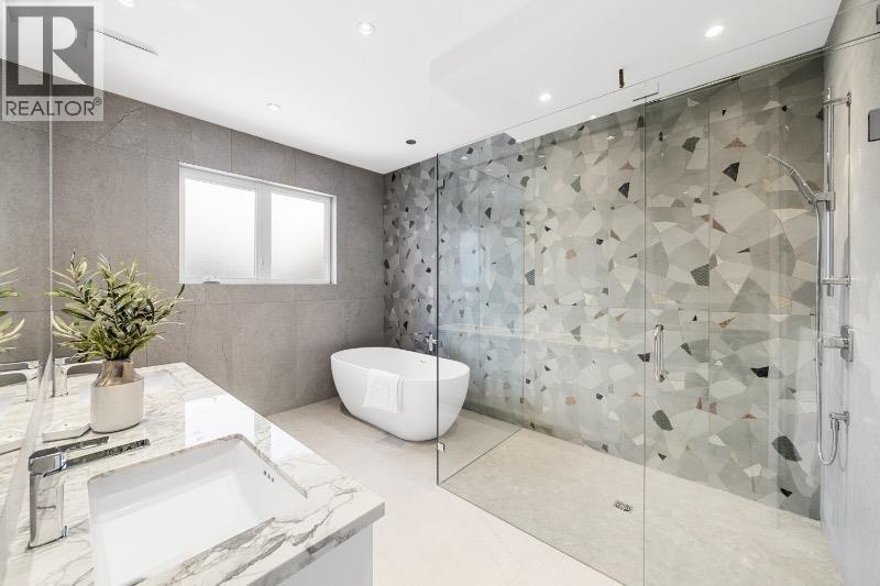 6559 AZURE ROAD, Richmond