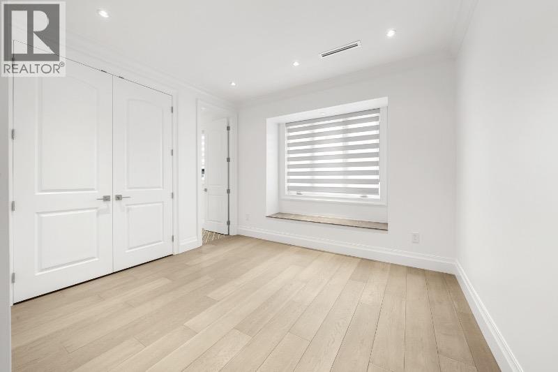 6559 AZURE ROAD, Richmond