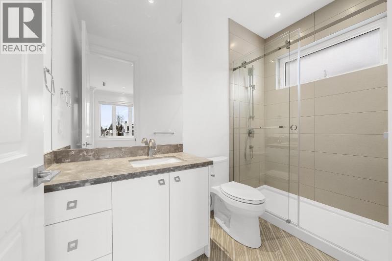 6559 AZURE ROAD, Richmond