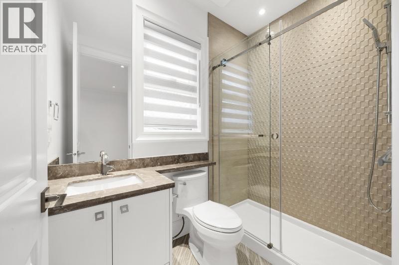 6559 AZURE ROAD, Richmond