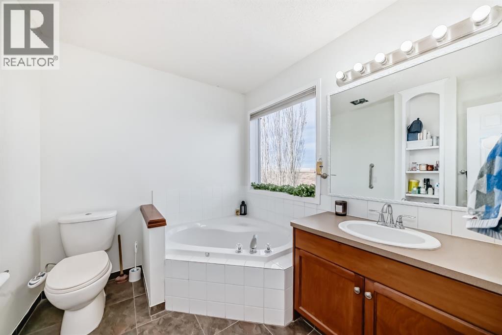 Single Family House for Sale in  Coville Circle NE Coventry Hills Calgary 