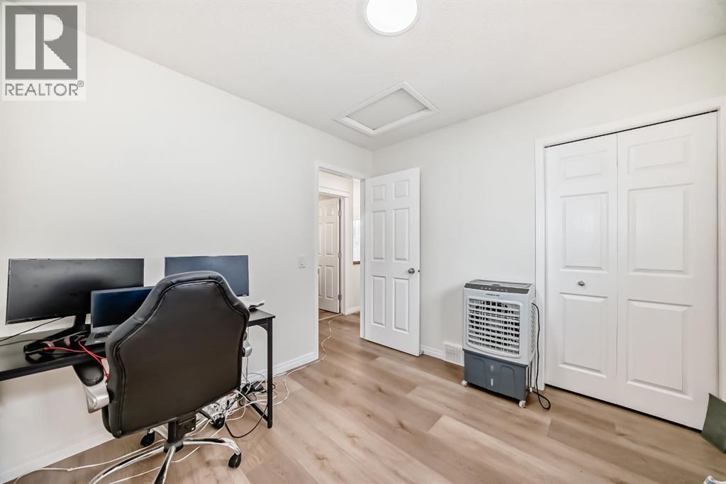 Single Family House for Sale in  Coville Circle NE Coventry Hills Calgary 