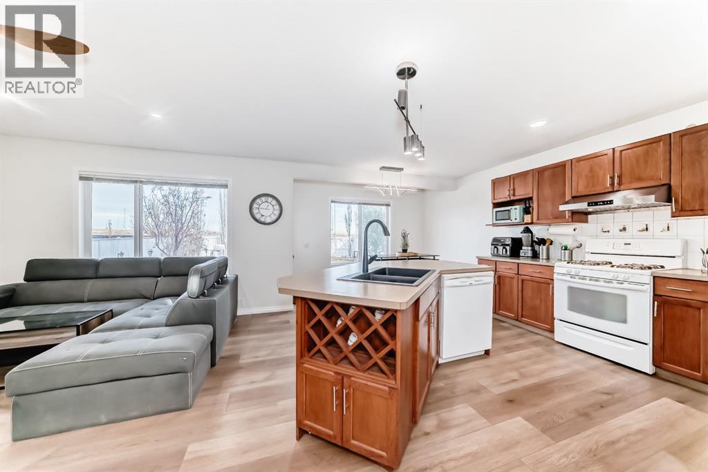 Single Family House for Sale in  Coville Circle NE Coventry Hills Calgary 