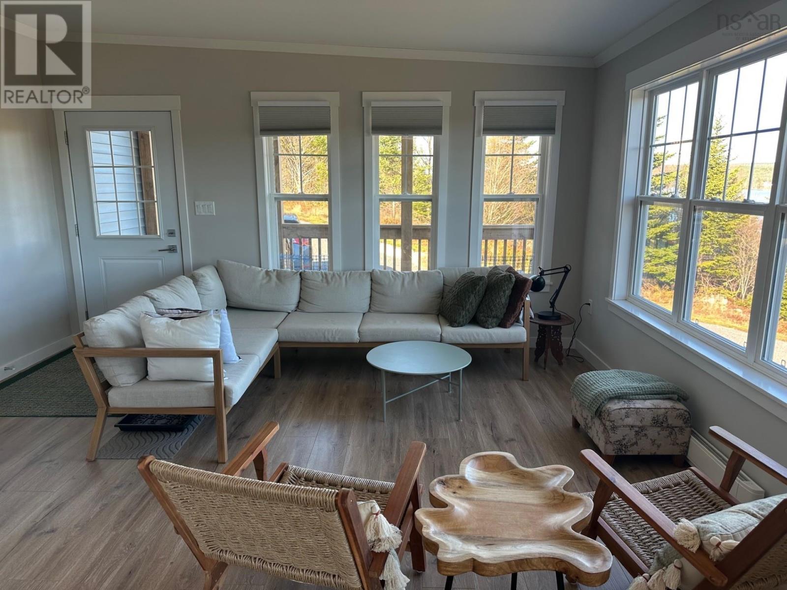 Property 24 of 49 of 9118 316 Highway, New Harbour West