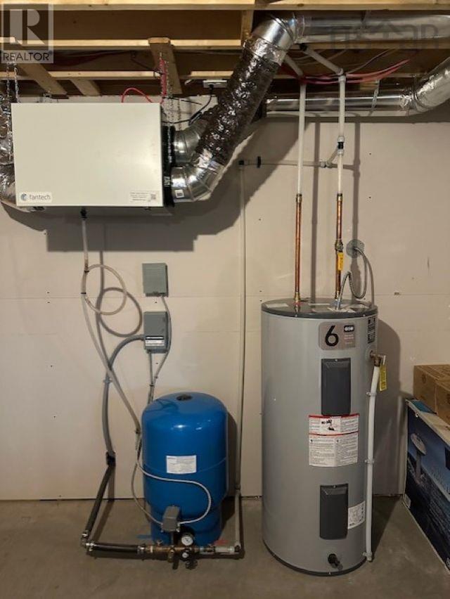 Property 20 of 49 of 9118 316 Highway, New Harbour West