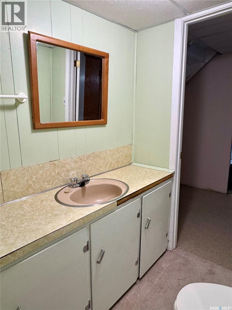 719 Donald STREET — photo 28