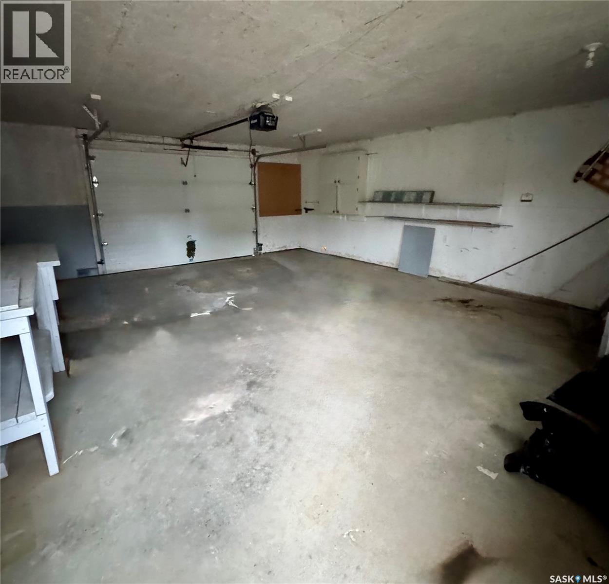 719 Donald STREET — photo 37