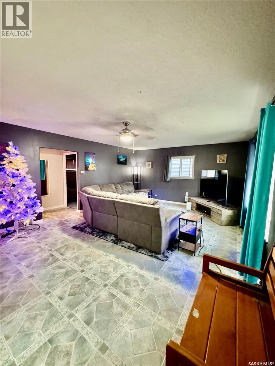 719 Donald STREET — photo 8