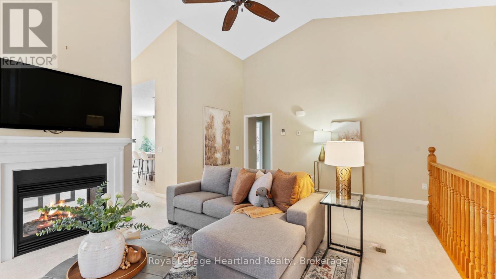 23 STORNOWAY CRESCENT - 4
