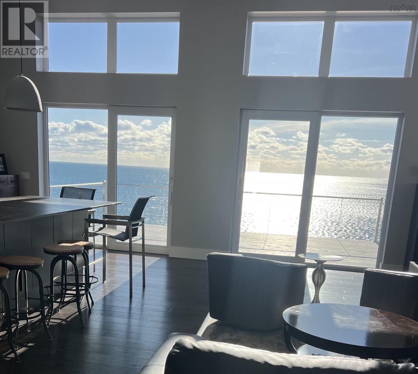 Property 17 of 50 of 200 Middle Road