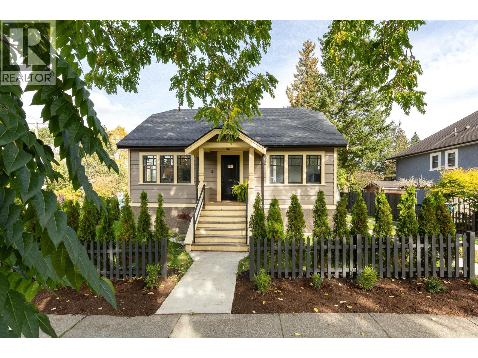 631 SECOND STREET, New Westminster