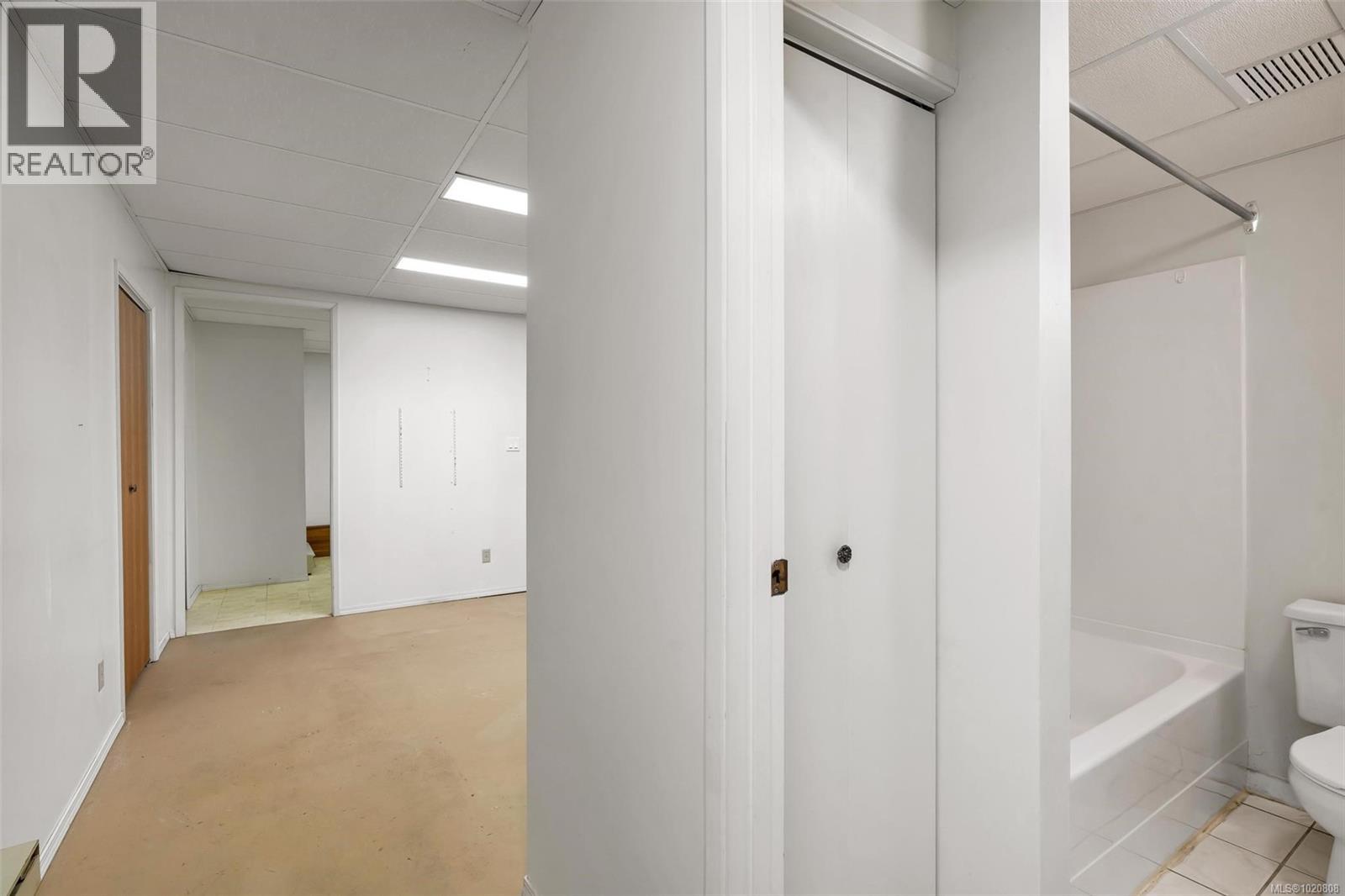 1 6172 Alington Rd, Duncan