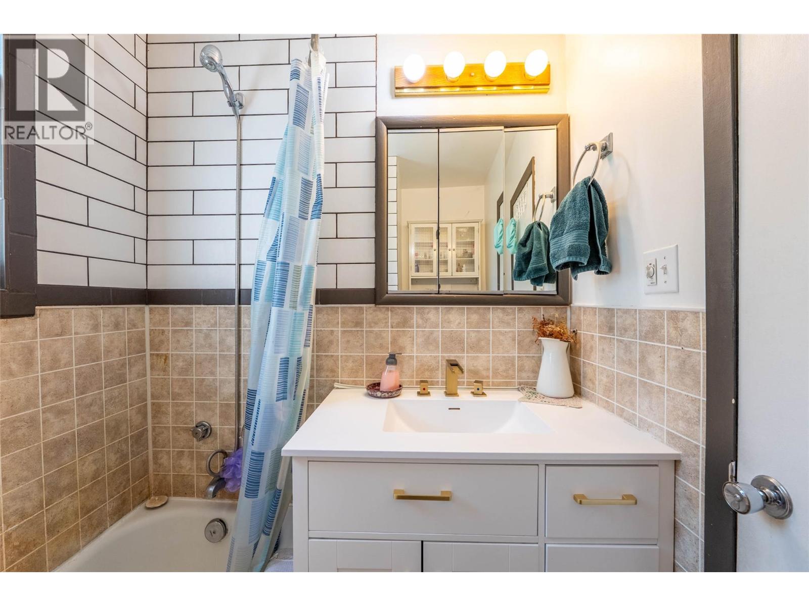 809 DAVIES Street, Nelson