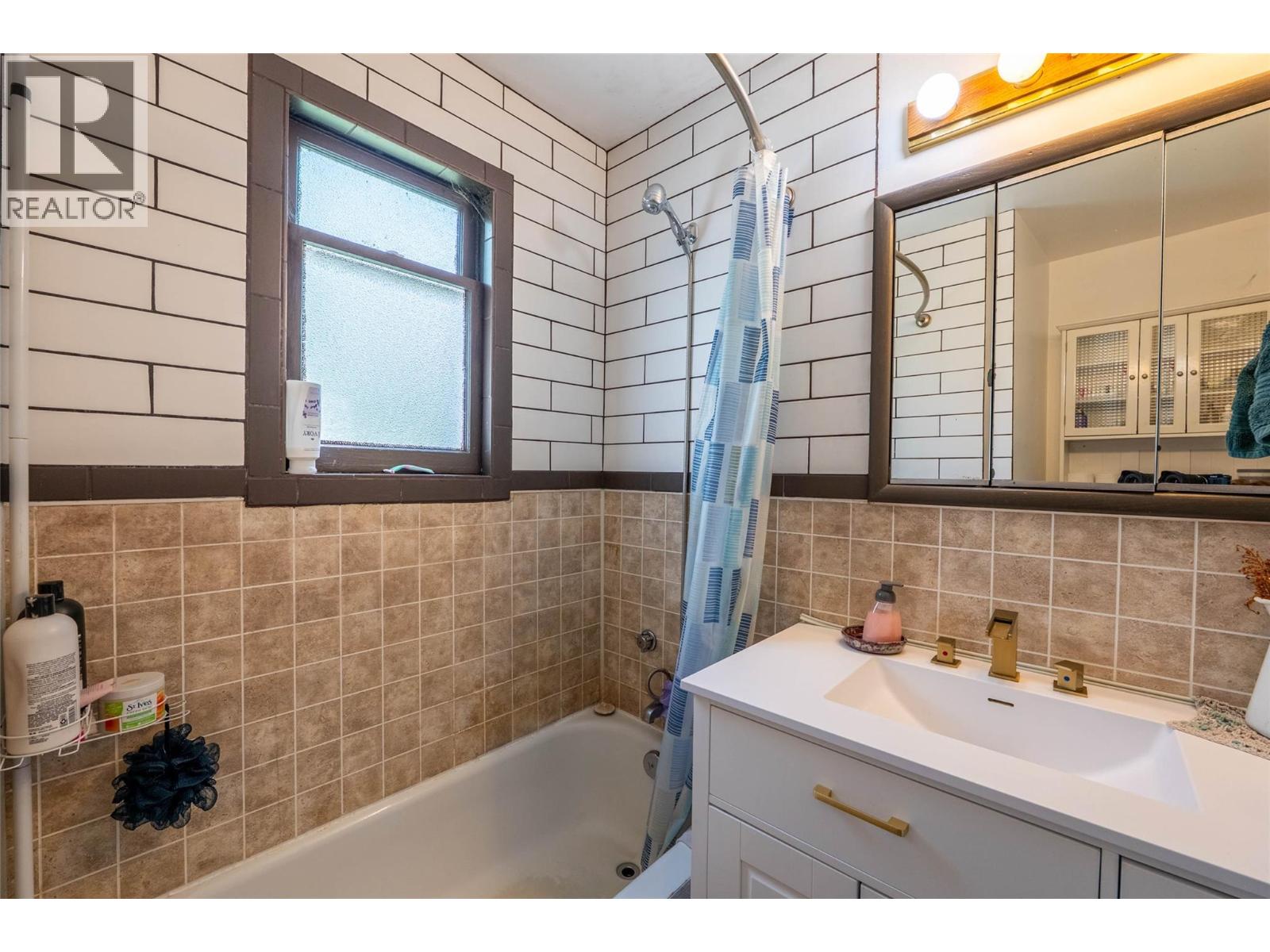 809 DAVIES Street, Nelson