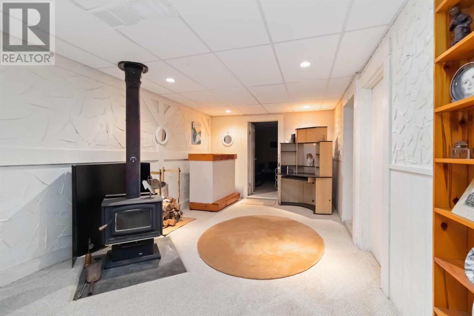 Property 22 of 50 of 14 BENNETT Avenue