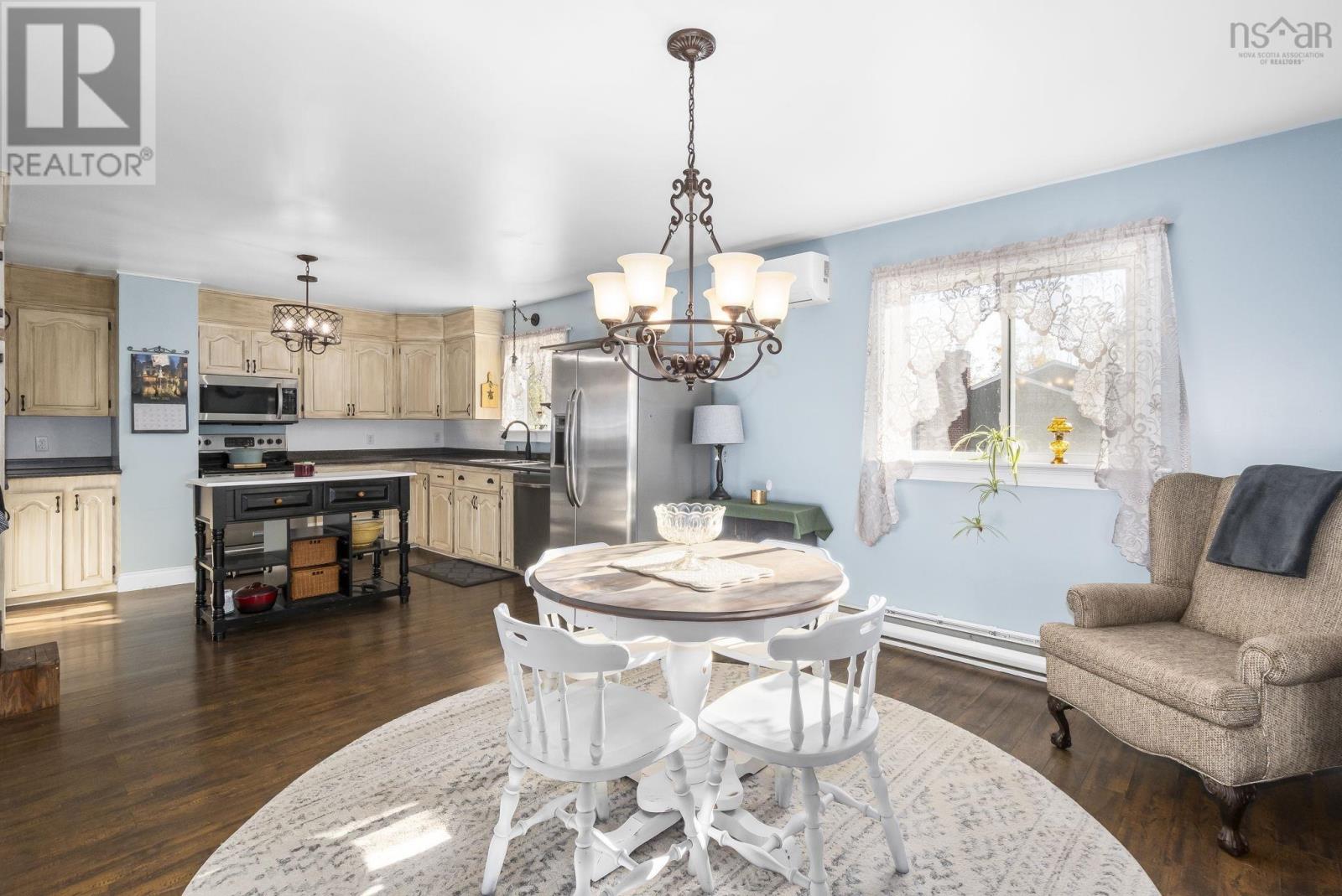 Property 24 of 38 of 25 Maple Avenue