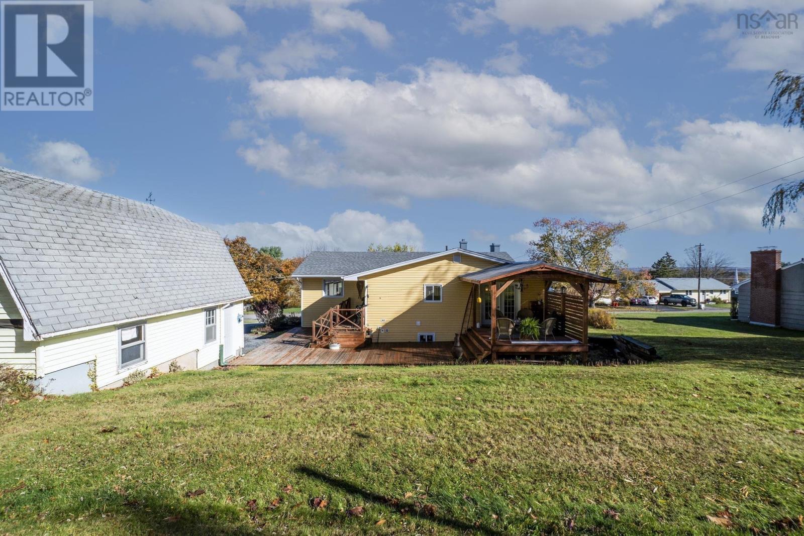 Property 10 of 38 of 25 Maple Avenue