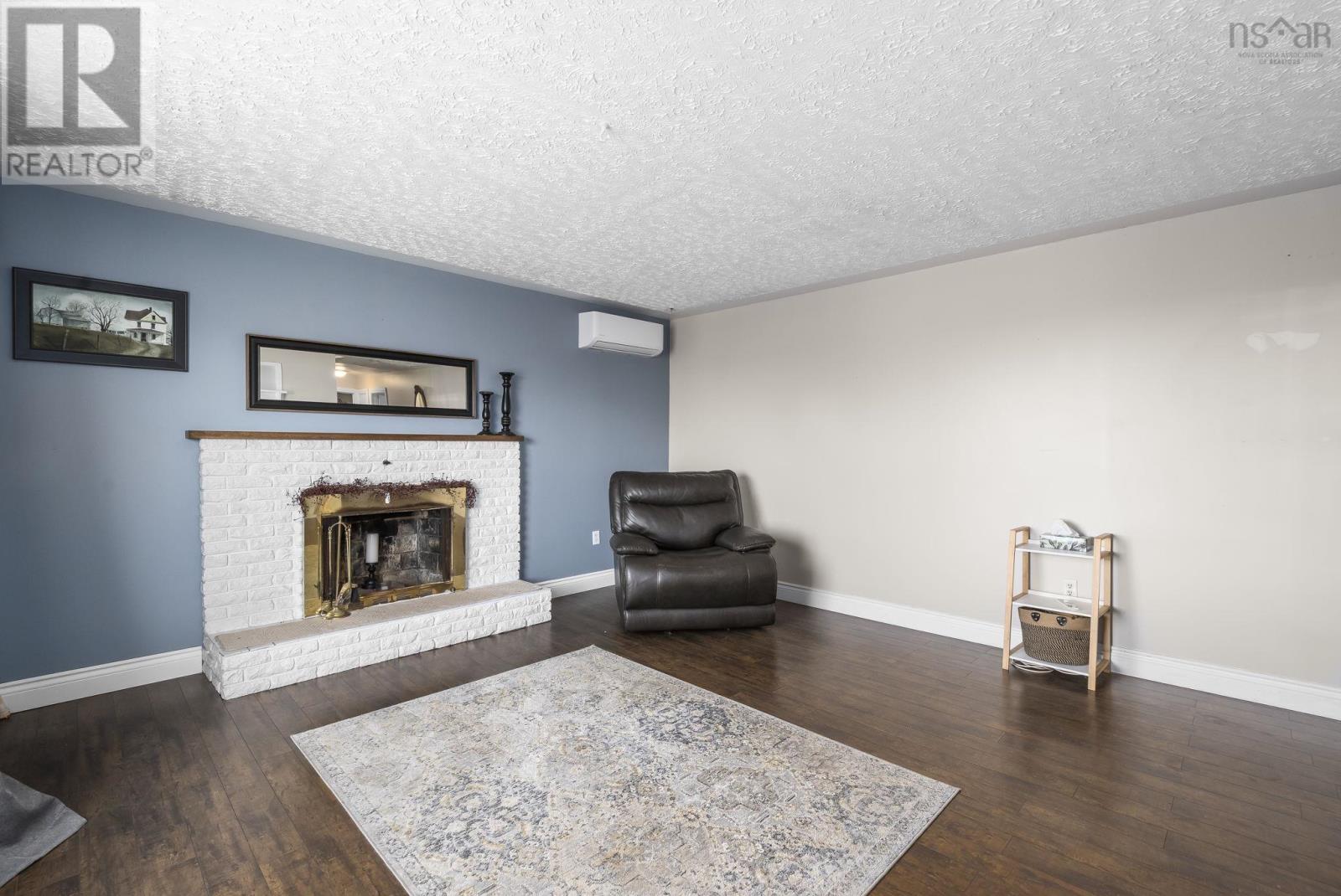 Property 6 of 38 of 25 Maple Avenue