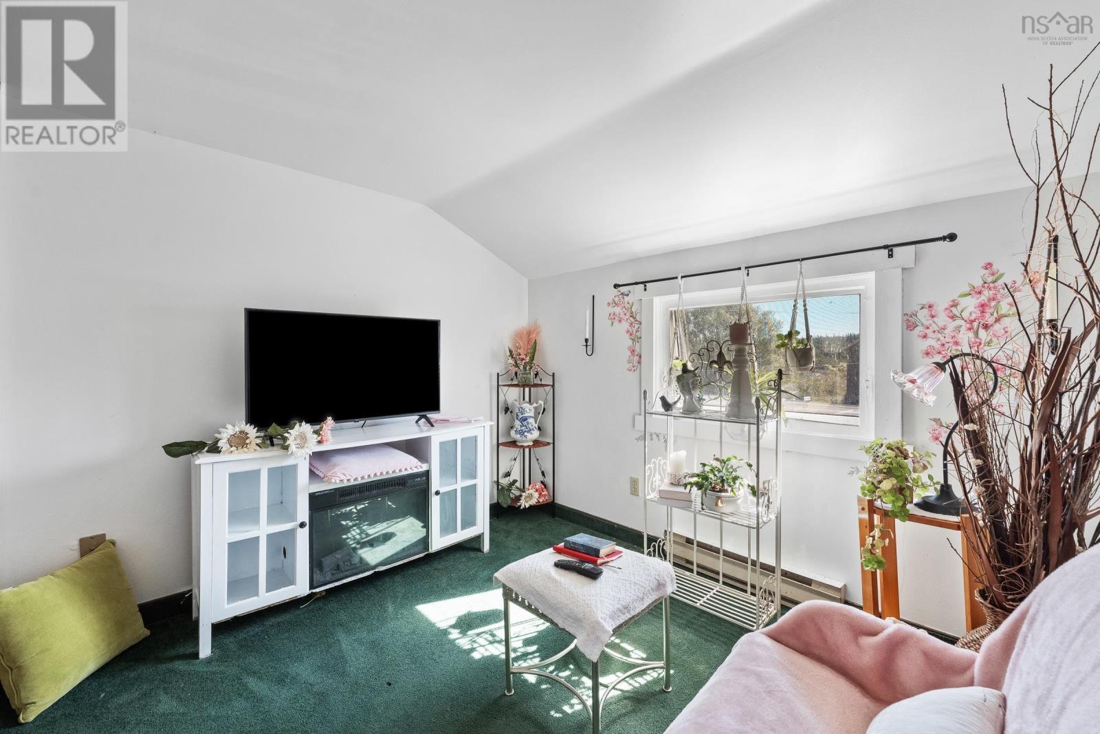 Property 35 of 49 of 171 173 Overcove Road